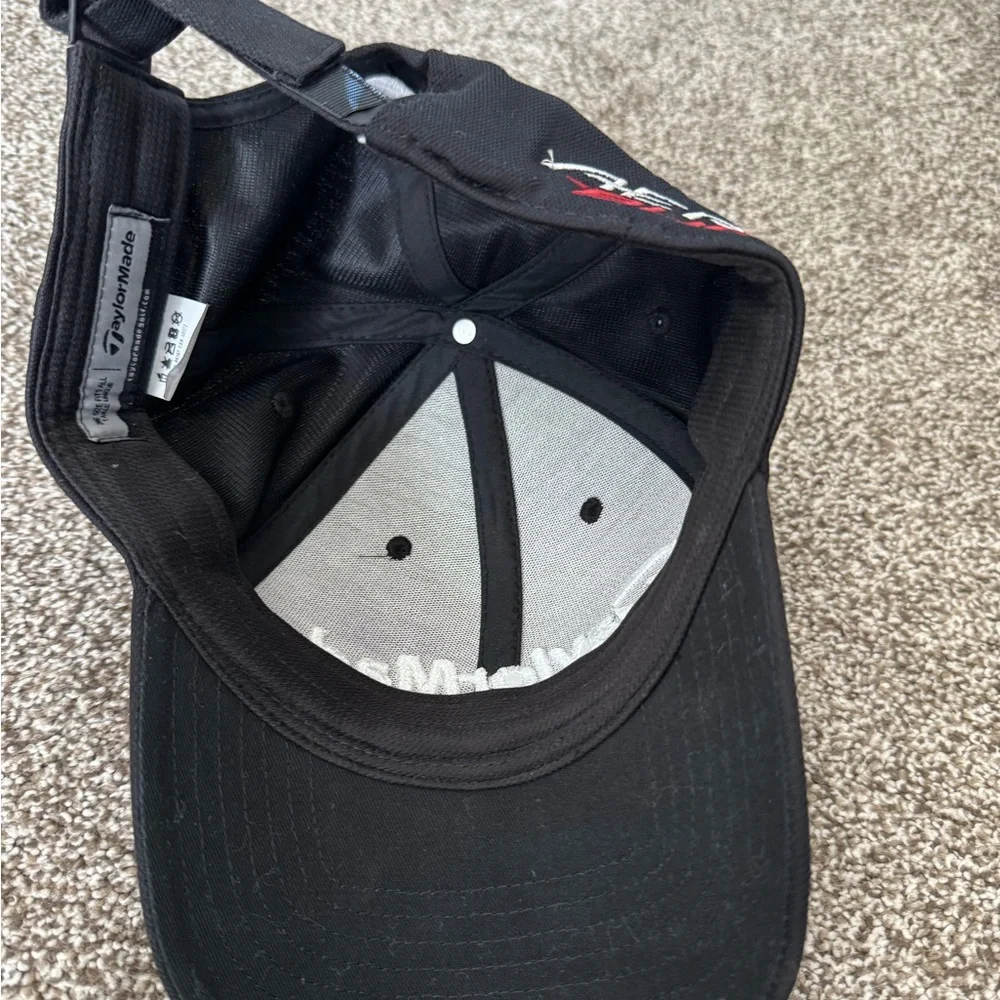 TaylorMade Black golf Cap - Picture 3 of 3